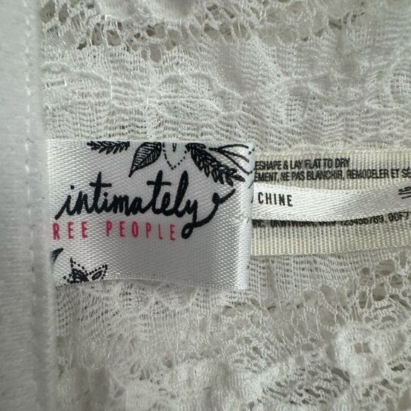 Free People Intimately White Lace Bandeau Bra Bralette size L - Picture 3 of 5